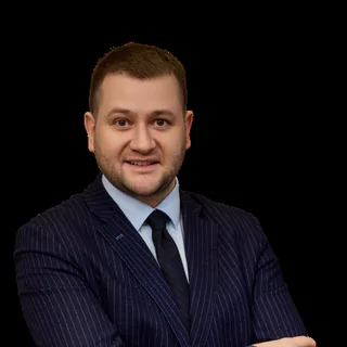 Шантуров Александр Николаевич — Управляющий партнёр, «Линия Права»